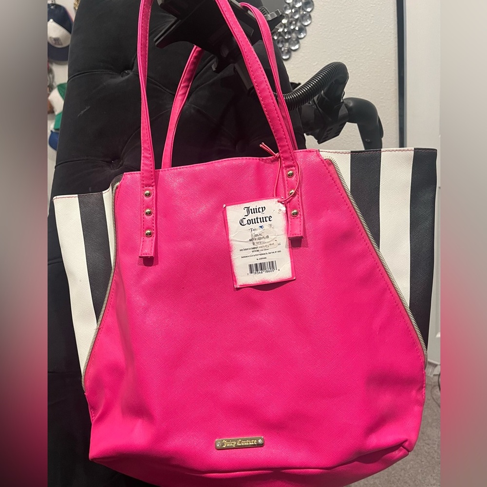 Juicy Couture Hot Pink & Black & White Getaway Tote XL Zipper PVC Outer & Trim